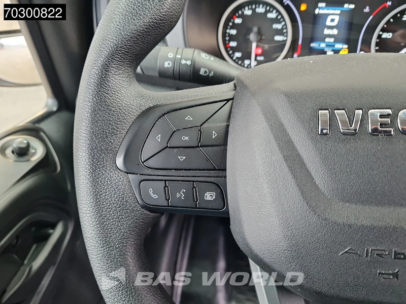 Furgon Iveco Daily 35S16 L3H2 3,5t Trekgewicht 160PK Airco Parkeersensoren Euro6 L3 Airco: 15 kép. Furgon Iveco Daily 35S16 L3H2 3,5t Trekgewicht 160PK Airco Parkeersensoren Euro6 L3 Airco: 15 kép.