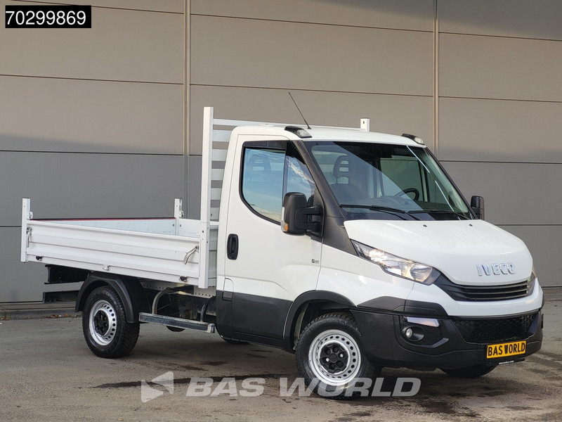 Iveco Daily 35S16 Open Laadbak 3,5t Trekhaak Airco Cruise Euro6 Pritsche Pickup Open Box Airco Trekhaak Cruise control - Platós kisteherautó: 3 kép. Iveco Daily 35S16 Open Laadbak 3,5t Trekhaak Airco Cruise Euro6 Pritsche Pickup Open Box Airco Trekhaak Cruise control - Platós kisteherautó: 3 kép.