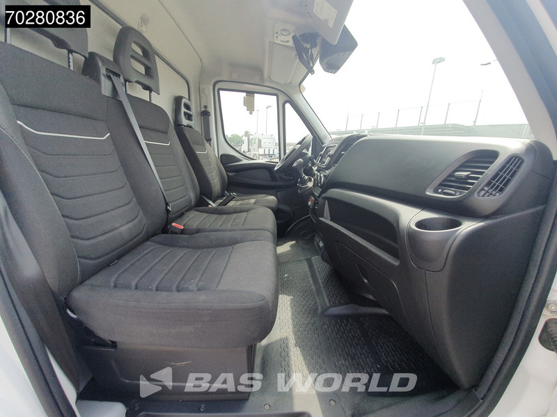 Hűtős kisteherautó Iveco Daily 35S16 SCHADE! Koelwagen Zijdeur Carrier Xarios Airco Camera Euro6 Koel Koeler Kühl Kühler Kühlwagen Kühlkoffer 13m3 Airco: 14 kép.