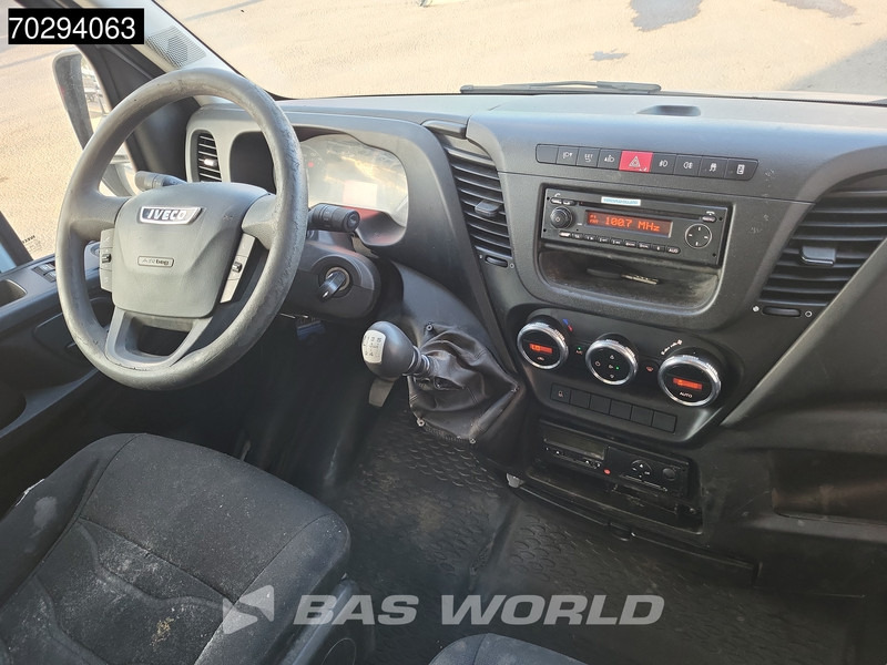 Iveco Daily 35S17 3.0L 170PK Airco Cruise Trekhaak L2 3520L 12m3 Airco Trekhaak Cruise control - Furgon: 2 kép. Iveco Daily 35S17 3.0L 170PK Airco Cruise Trekhaak L2 3520L 12m3 Airco Trekhaak Cruise control - Furgon: 2 kép.