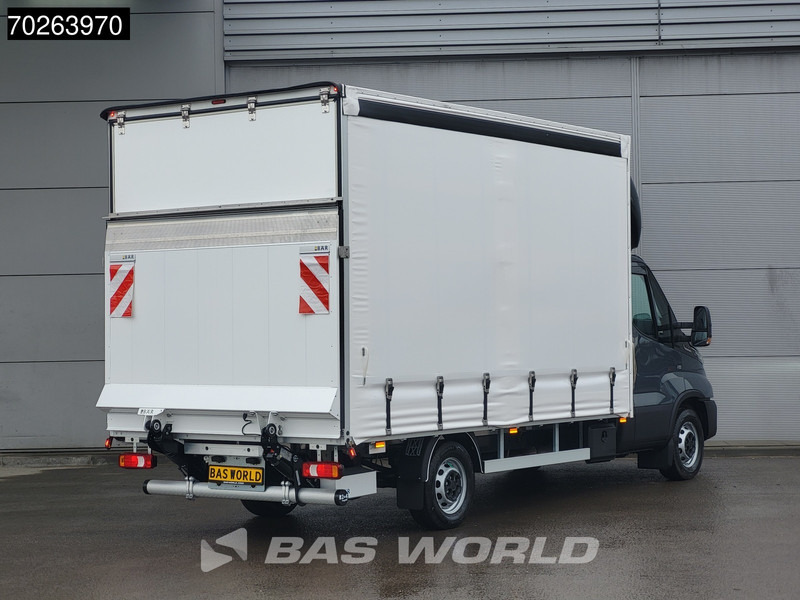 Iveco Daily 35S18 3.0L Automaat Schuifzeilen met Laadklep ACC Navi Bakwagen Schuifzeil Zeilen Koffer Meubelbak 22m3 Airco - Ponyvás kisteherautó: 2 kép. Iveco Daily 35S18 3.0L Automaat Schuifzeilen met Laadklep ACC Navi Bakwagen Schuifzeil Zeilen Koffer Meubelbak 22m3 Airco - Ponyvás kisteherautó: 2 kép.
