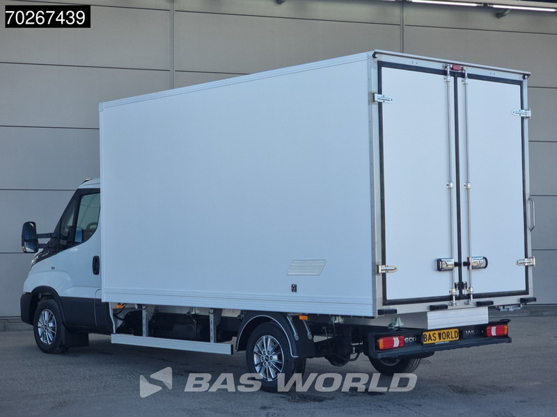 Iveco Daily 35S18 3.0L Koelwagen Vriezer Thermoking V-200 MAX 220V stekker -18 LED Navi Airco ACC Koel Koeler Kühler Bakwagen Kühlwagen Kühl - Hűtős kisteherautó: 2 kép. Iveco Daily 35S18 3.0L Koelwagen Vriezer Thermoking V-200 MAX 220V stekker -18 LED Navi Airco ACC Koel Koeler Kühler Bakwagen Kühlwagen Kühl - Hűtős kisteherautó: 2 kép.