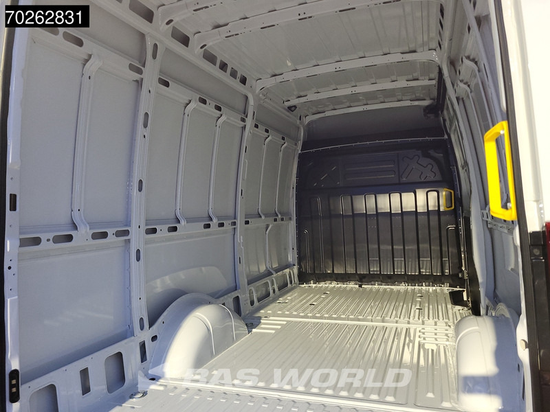 Iveco Daily 35S21 210PK 3.0L Automaat 2025 model L2H2 ACC LED CarPlay Velgen Camera 12m3 Airco - Furgon: 5 kép. Iveco Daily 35S21 210PK 3.0L Automaat 2025 model L2H2 ACC LED CarPlay Velgen Camera 12m3 Airco - Furgon: 5 kép.