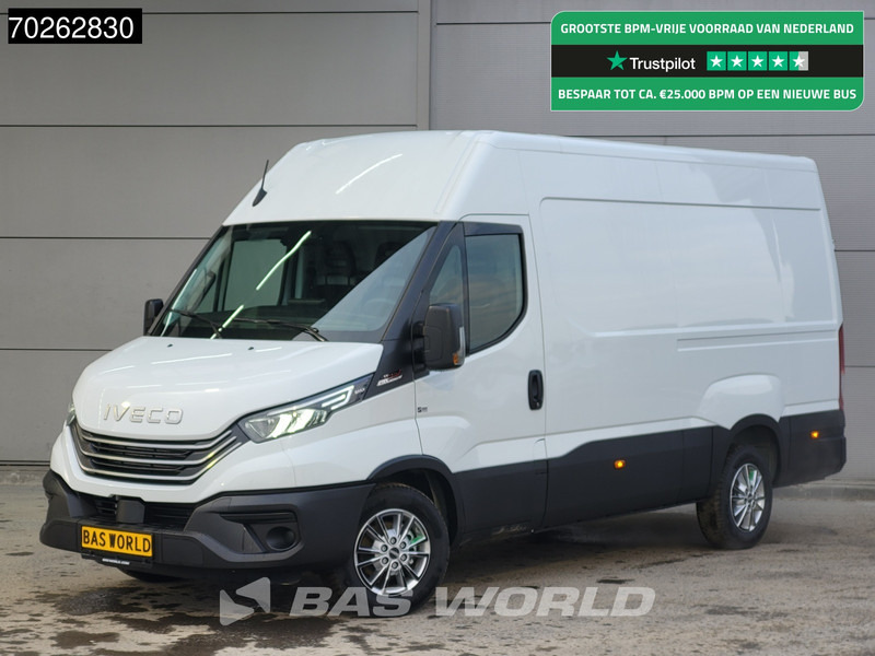 Iveco Daily 35S21 210PK 3.0L Automaat 2025 model L2H2 Trekhaak Tacho ACC LED CarPlay Velgen Camera 12m3 Airco Trekhaak - Furgon: 1 kép. Iveco Daily 35S21 210PK 3.0L Automaat 2025 model L2H2 Trekhaak Tacho ACC LED CarPlay Velgen Camera 12m3 Airco Trekhaak - Furgon: 1 kép.