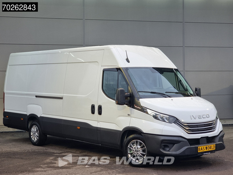 Iveco Daily 35S21 210PK 3.0L Automaat 2025 model L4H2 ACC LED CarPlay Velgen Camera 16m3 Airco - Furgon: 3 kép. Iveco Daily 35S21 210PK 3.0L Automaat 2025 model L4H2 ACC LED CarPlay Velgen Camera 16m3 Airco - Furgon: 3 kép.