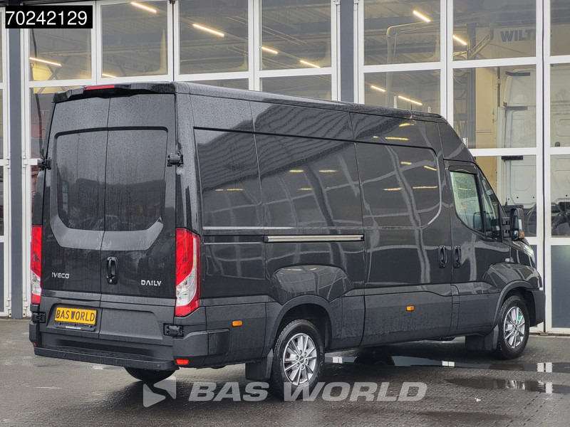 Iveco Daily 35S21 210PK Automaat 2025 model L2H2 ACC LED Navi Velgen Camera 12m3 Airco - Furgon: 5 kép. Iveco Daily 35S21 210PK Automaat 2025 model L2H2 ACC LED Navi Velgen Camera 12m3 Airco - Furgon: 5 kép.