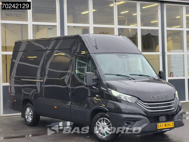Iveco Daily 35S21 210PK Automaat 2025 model L2H2 ACC LED Navi Velgen Camera 12m3 Airco - Furgon: 3 kép. Iveco Daily 35S21 210PK Automaat 2025 model L2H2 ACC LED Navi Velgen Camera 12m3 Airco - Furgon: 3 kép.