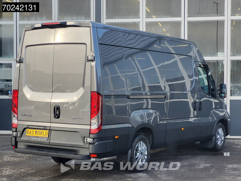 Iveco Daily 35S21 3.0L 210PK Automaat 2025 model L2H2 ACC LED Navi Velgen Camera 12m3 Airco - Furgon: 5 kép. Iveco Daily 35S21 3.0L 210PK Automaat 2025 model L2H2 ACC LED Navi Velgen Camera 12m3 Airco - Furgon: 5 kép.