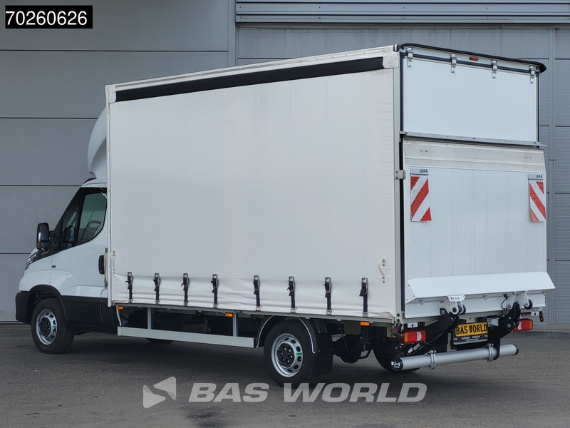 Iveco Daily 35S21 3.0L 210PK Automaat Schuifzeilen Laadklep ACC LED CarPlay Euro6 Schuifzeil Zeilen Koffer Meubelbak Bakwagen Airco - Ponyvás kisteherautó: 2 kép. Iveco Daily 35S21 3.0L 210PK Automaat Schuifzeilen Laadklep ACC LED CarPlay Euro6 Schuifzeil Zeilen Koffer Meubelbak Bakwagen Airco - Ponyvás kisteherautó: 2 kép.