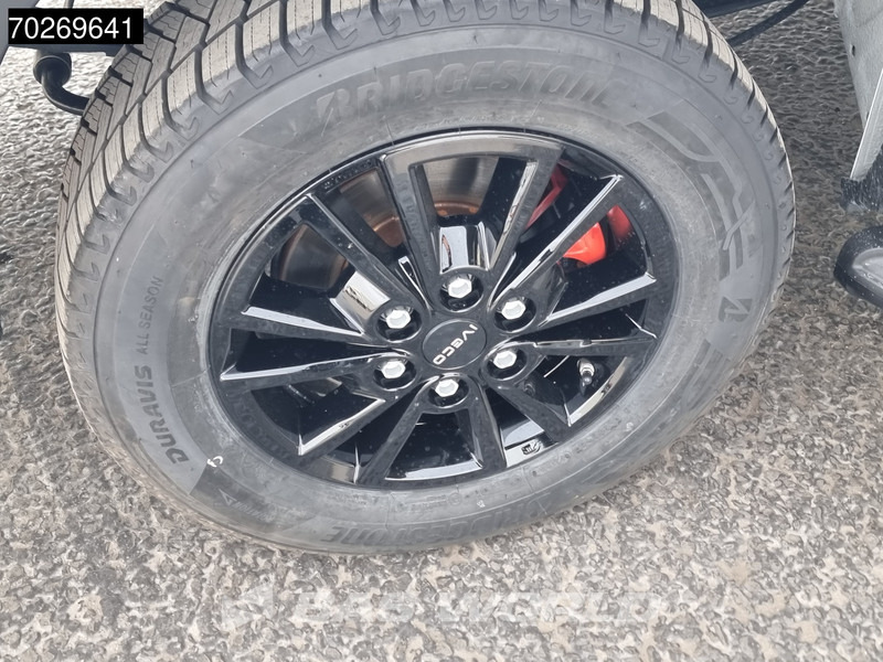 Új Furgon Iveco Daily 35S21 3.0L 210PK BAS EDITION L2H2 Bullbar LED ACC CarPlay Camera Trekhaak L2 12m3 Airco Trekhaak: 8 kép.