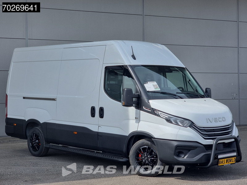 Iveco Daily 35S21 3.0L 210PK BAS EDITION L2H2 Bullbar LED ACC CarPlay Camera Trekhaak L2 12m3 Airco Trekhaak - Furgon: 2 kép. Iveco Daily 35S21 3.0L 210PK BAS EDITION L2H2 Bullbar LED ACC CarPlay Camera Trekhaak L2 12m3 Airco Trekhaak - Furgon: 2 kép.