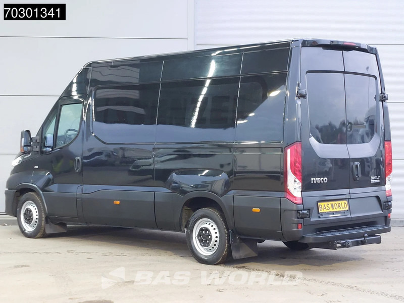 Iveco Daily 35S21 3.0L Automaat 210PK 3,5t Trekhaak LED Navi Airco Cruise Euro6 L2 Airco Trekhaak Cruise control - Furgon: 2 kép. Iveco Daily 35S21 3.0L Automaat 210PK 3,5t Trekhaak LED Navi Airco Cruise Euro6 L2 Airco Trekhaak Cruise control - Furgon: 2 kép.