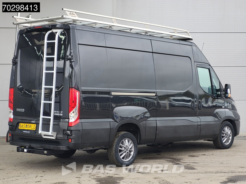 Iveco Daily 35S21 3.0L Automaat Glasresteel 210PK 3,5t Trekhaak L2H2 Airco Cruise Imperiaal Euro6 Resteel L2 Airco Trekhaak Cruise control - Furgon: 5 kép. Iveco Daily 35S21 3.0L Automaat Glasresteel 210PK 3,5t Trekhaak L2H2 Airco Cruise Imperiaal Euro6 Resteel L2 Airco Trekhaak Cruise control - Furgon: 5 kép.