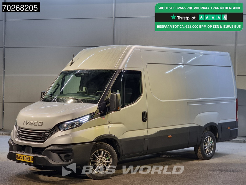 Iveco Daily 35S21 3.0L Automaat L2H2 2025model ACC LED Camera Parkeersensoren L2 3,5t Trekgewicht 12m3 Airco - Furgon: 1 kép. Iveco Daily 35S21 3.0L Automaat L2H2 2025model ACC LED Camera Parkeersensoren L2 3,5t Trekgewicht 12m3 Airco - Furgon: 1 kép.