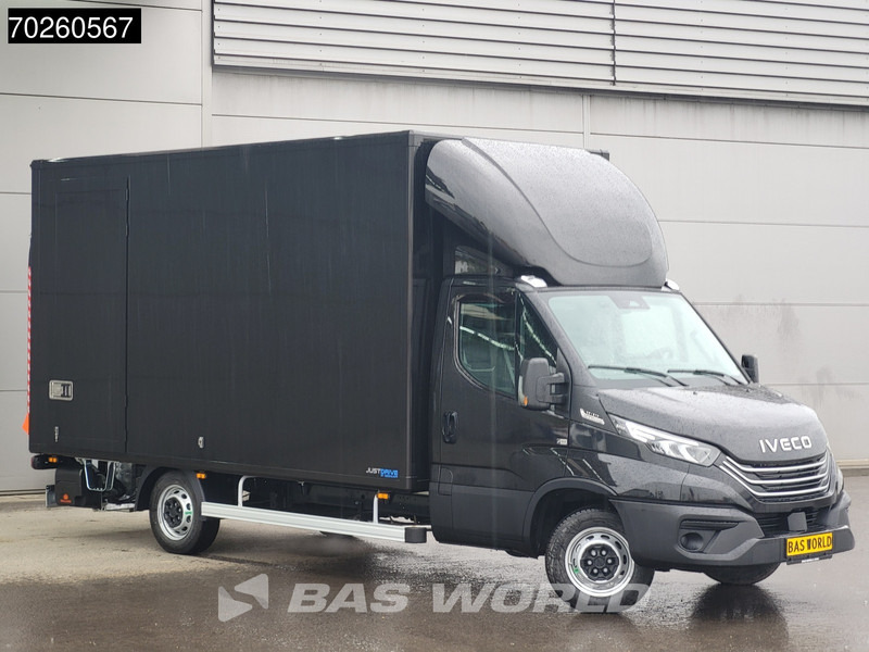Iveco Daily 35S21 3.0L Automaat Laadklep Zijdeur ACC LED CarPlay Lat om Lat D'Hollandia 3,5t Trekvermogen Meubelbak Koffer Bakwagen 21m3 Air - Dobozos kisteherautó: 2 kép. Iveco Daily 35S21 3.0L Automaat Laadklep Zijdeur ACC LED CarPlay Lat om Lat D'Hollandia 3,5t Trekvermogen Meubelbak Koffer Bakwagen 21m3 Air - Dobozos kisteherautó: 2 kép.