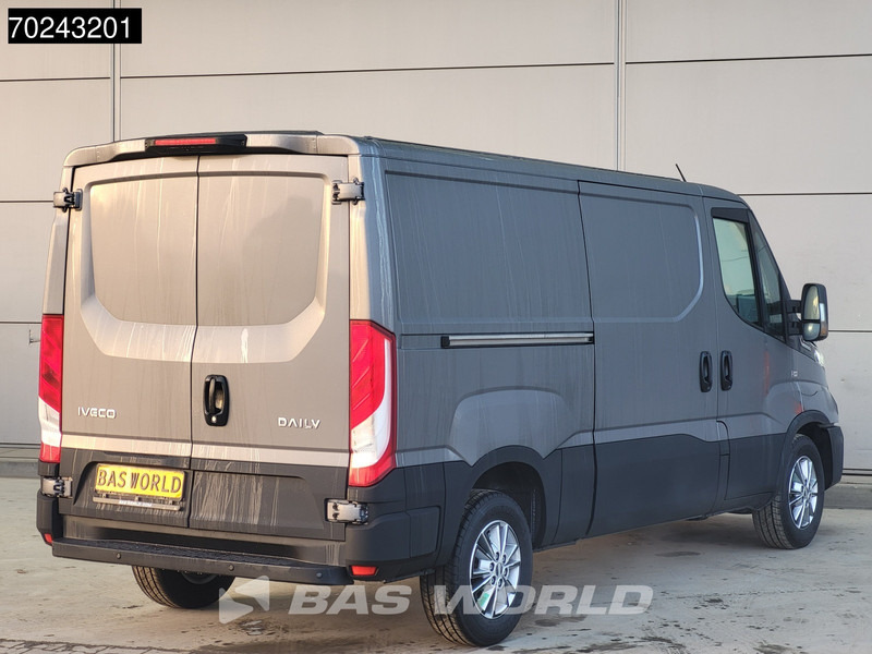 Iveco Daily 35S21 3.0L Automaat Laag dak L2H1 2025model LED Navi ACC Camera 8m3 Airco - Furgon: 5 kép. Iveco Daily 35S21 3.0L Automaat Laag dak L2H1 2025model LED Navi ACC Camera 8m3 Airco - Furgon: 5 kép.