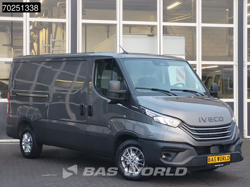 Iveco Daily 35S21 3.0L Automaat Laag dak L2H1 2025model LED Navi ACC Camera 9m3 Airco Trekhaak - Furgon: 3 kép. Iveco Daily 35S21 3.0L Automaat Laag dak L2H1 2025model LED Navi ACC Camera 9m3 Airco Trekhaak - Furgon: 3 kép.