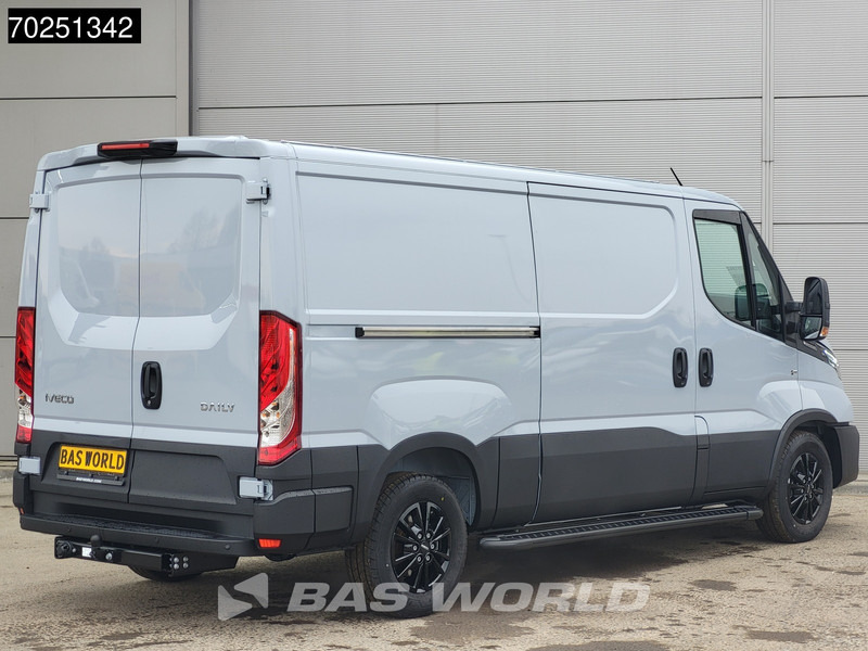 Iveco Daily 35S21 3.0L Automaat Laag dak L2H1 2025model Unieke kleur! LED Navi ACC Camera 8m3 Airco Trekhaak - Furgon: 3 kép. Iveco Daily 35S21 3.0L Automaat Laag dak L2H1 2025model Unieke kleur! LED Navi ACC Camera 8m3 Airco Trekhaak - Furgon: 3 kép.