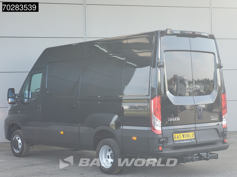 Iveco Daily 52C18 3.0L Automaat L2H2 Dubbellucht 3,5t Trekhaak Airco Cruise Euro6 L2 12m3 Airco Trekhaak Cruise control - Furgon: 2 kép. Iveco Daily 52C18 3.0L Automaat L2H2 Dubbellucht 3,5t Trekhaak Airco Cruise Euro6 L2 12m3 Airco Trekhaak Cruise control - Furgon: 2 kép.