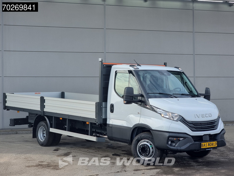 Iveco Daily 70C18 3.0L Automaat 525cm Open laadbak Trekhaak ACC Navi Airco Pickup Pritsche Airco Trekhaak - Platós kisteherautó: 3 kép. Iveco Daily 70C18 3.0L Automaat 525cm Open laadbak Trekhaak ACC Navi Airco Pickup Pritsche Airco Trekhaak - Platós kisteherautó: 3 kép.