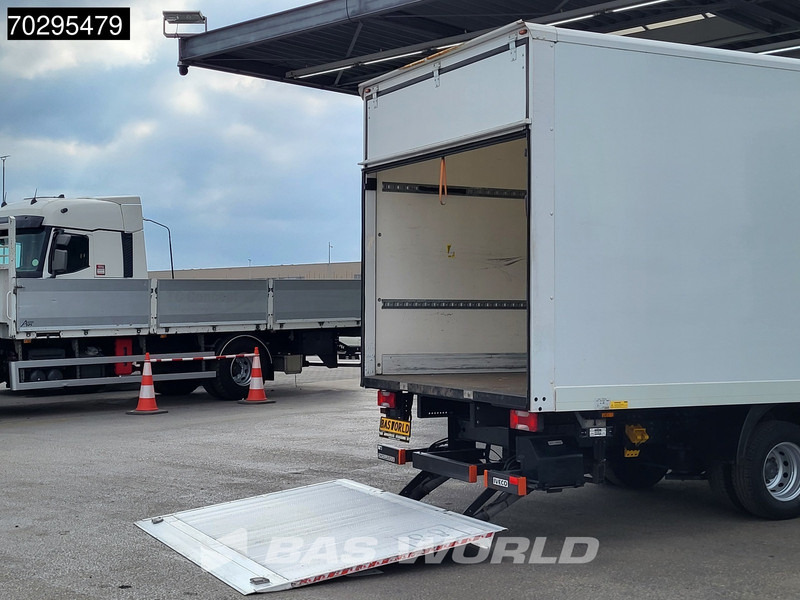 Iveco Daily 70C18 3.0L Automaat Laadklep 7tons 6meter Bakwagen Luchtvering Airco Cruise Meubelbak Koffer 36m3 Airco Cruise control - Dobozos kisteherautó: 3 kép. Iveco Daily 70C18 3.0L Automaat Laadklep 7tons 6meter Bakwagen Luchtvering Airco Cruise Meubelbak Koffer 36m3 Airco Cruise control - Dobozos kisteherautó: 3 kép.