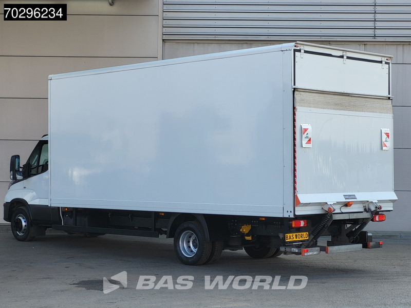 Iveco Daily 72C18 3.0L Automaat Laadklep 7tons 6meter Spoiler Bakwagen Luchtvering Airco Cruise Meubelbak Koffer Airco Cruise control - Dobozos kisteherautó: 2 kép. Iveco Daily 72C18 3.0L Automaat Laadklep 7tons 6meter Spoiler Bakwagen Luchtvering Airco Cruise Meubelbak Koffer Airco Cruise control - Dobozos kisteherautó: 2 kép.