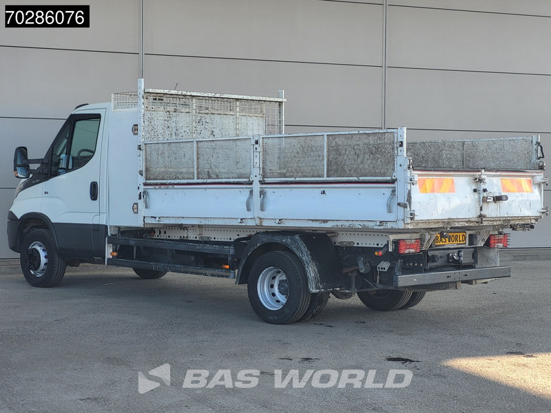 Iveco Daily 72C18 3.0L Kipper Dubbellucht 3,5t Trekhaak Airco Cruise Euro6 Tipper Benne Kieper 3m3 Airco Trekhaak Cruise control - Billenőplatós kisteherautó: 5 kép. Iveco Daily 72C18 3.0L Kipper Dubbellucht 3,5t Trekhaak Airco Cruise Euro6 Tipper Benne Kieper 3m3 Airco Trekhaak Cruise control - Billenőplatós kisteherautó: 5 kép.