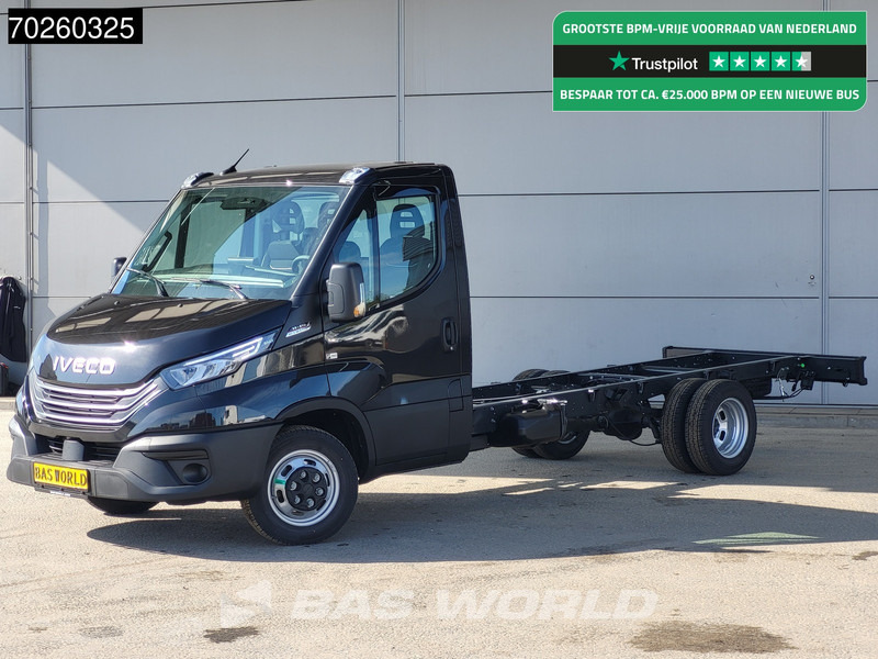 Iveco Daily 35C21 Automaat 410wb Dubbellucht 2025model Chassis Cabine ACC Fahrgestell Airco - Kisteherautó: 1 kép. Iveco Daily 35C21 Automaat 410wb Dubbellucht 2025model Chassis Cabine ACC Fahrgestell Airco - Kisteherautó: 1 kép.