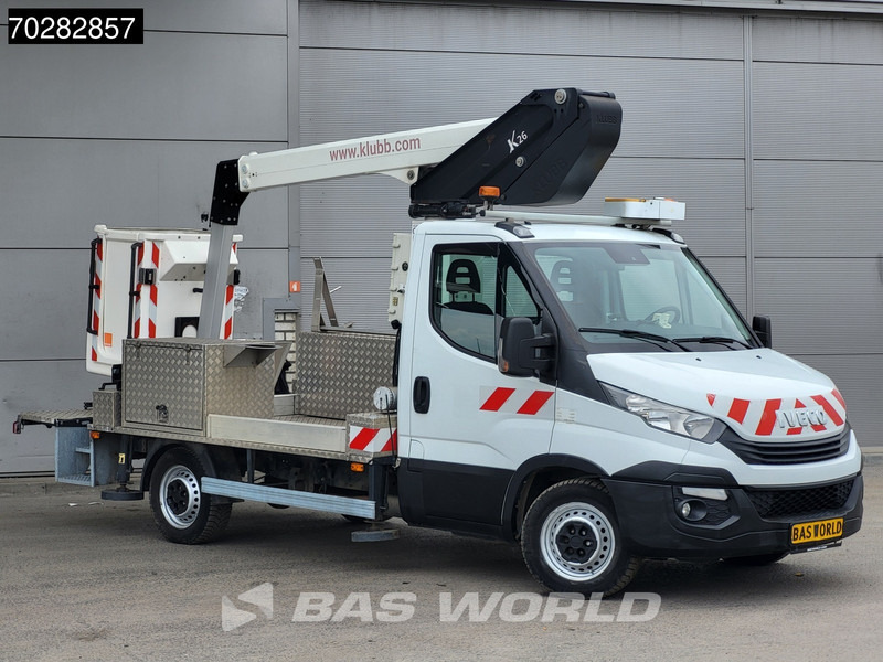 Iveco Daily 35S14 Hoogwerker Klubb 11meter werkhoogte Navi Airco Cruise Camera Parkeersensoren Euro6 Hubarbeitsbühne 1Personen Airco Cruise - Kisteherautó: 3 kép. Iveco Daily 35S14 Hoogwerker Klubb 11meter werkhoogte Navi Airco Cruise Camera Parkeersensoren Euro6 Hubarbeitsbühne 1Personen Airco Cruise - Kisteherautó: 3 kép.