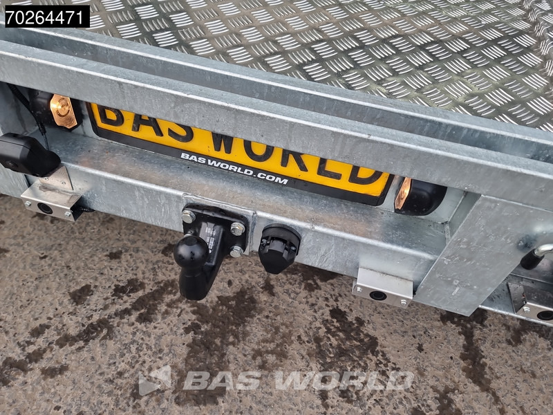 Új Kisteherautó Iveco Daily 35S18 3.0L Automaat Autotransporter 2025model LED ACC Luchtvering Lier Zwaailamp Oprijwagen Cartransporter Airco Trekhaak: 11 kép.