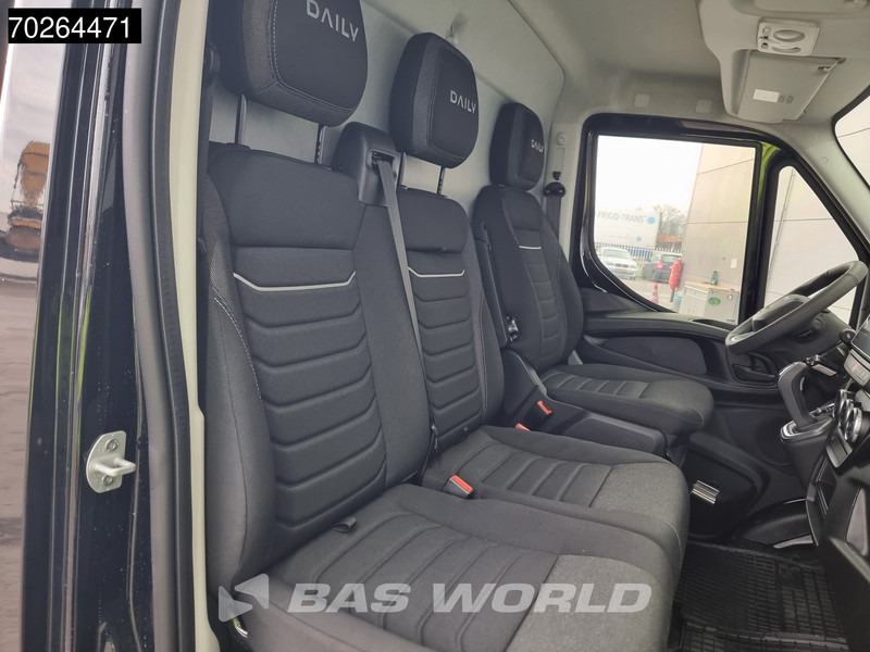 Új Kisteherautó Iveco Daily 35S18 3.0L Automaat Autotransporter 2025model LED ACC Luchtvering Lier Zwaailamp Oprijwagen Cartransporter Airco Trekhaak: 19 kép.
