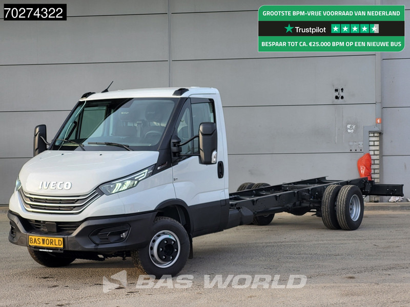 Iveco Daily 72C18 3.0L Automaat 510WB Luchtvering LED ACC Camera Chassis Cabine Fahrgestell Airco - Kisteherautó: 1 kép. Iveco Daily 72C18 3.0L Automaat 510WB Luchtvering LED ACC Camera Chassis Cabine Fahrgestell Airco - Kisteherautó: 1 kép.