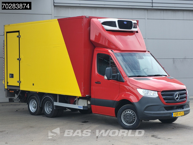 Mercedes-Benz BE-Oplegger BE Combi Bi-Temp 3500KG+ Koel Vries Automaat Luchtvering Carrier Pulsor 600MT D'Hollandia 1000KG Laadklep Airco MBUX Euro6 Koel - Kisteherautó: 5 kép. Mercedes-Benz BE-Oplegger BE Combi Bi-Temp 3500KG+ Koel Vries Automaat Luchtvering Carrier Pulsor 600MT D'Hollandia 1000KG Laadklep Airco MBUX Euro6 Koel - Kisteherautó: 5 kép.