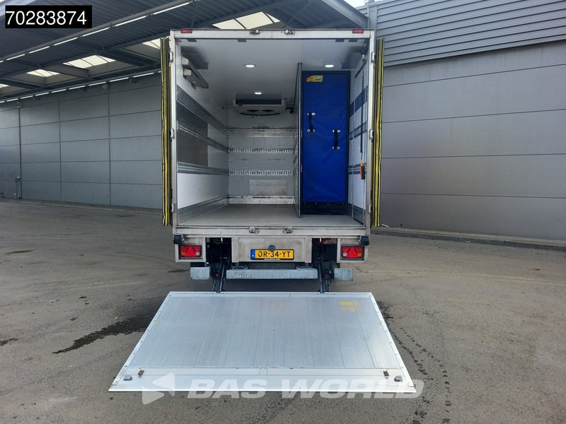 Mercedes-Benz BE-Oplegger BE Combi Bi-Temp 3500KG+ Koel Vries Automaat Luchtvering Carrier Pulsor 600MT D'Hollandia 1000KG Laadklep Airco MBUX Euro6 Koel - Kisteherautó: 3 kép. Mercedes-Benz BE-Oplegger BE Combi Bi-Temp 3500KG+ Koel Vries Automaat Luchtvering Carrier Pulsor 600MT D'Hollandia 1000KG Laadklep Airco MBUX Euro6 Koel - Kisteherautó: 3 kép.