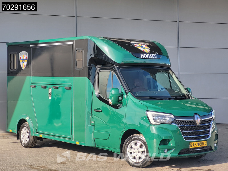 Renault Master 180PK Paardenwagen Hengstenuitvoering Automaat 180PK Trekhaak LED Airco Cruise Camera Euro6 Horsetruck Horse Airco Trekhaak Cruise con - Kisteherautó: 5 kép. Renault Master 180PK Paardenwagen Hengstenuitvoering Automaat 180PK Trekhaak LED Airco Cruise Camera Euro6 Horsetruck Horse Airco Trekhaak Cruise con - Kisteherautó: 5 kép.