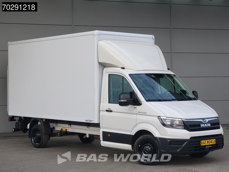 MAN TGE 3.140 Laadklep Automaat Bakwagen Airco Cruise Camera Euro6 Meubelbak Koffer 20m3 Airco Cruise control - Dobozos kisteherautó: 5 kép. MAN TGE 3.140 Laadklep Automaat Bakwagen Airco Cruise Camera Euro6 Meubelbak Koffer 20m3 Airco Cruise control - Dobozos kisteherautó: 5 kép.