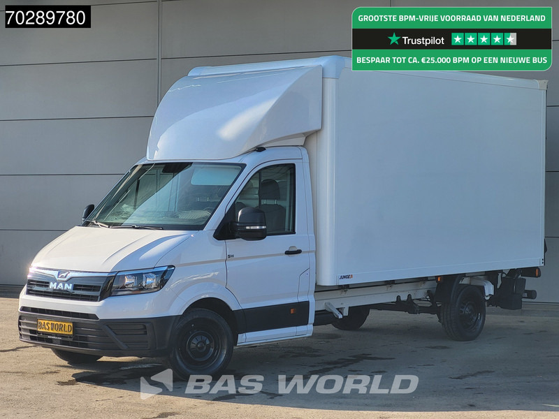 MAN TGE 3.140 Laadklep Automaat Bakwagen Airco Cruise Camera Euro6 Meubelbak Koffer 21m3 Airco - Dobozos kisteherautó: 1 kép. MAN TGE 3.140 Laadklep Automaat Bakwagen Airco Cruise Camera Euro6 Meubelbak Koffer 21m3 Airco - Dobozos kisteherautó: 1 kép.