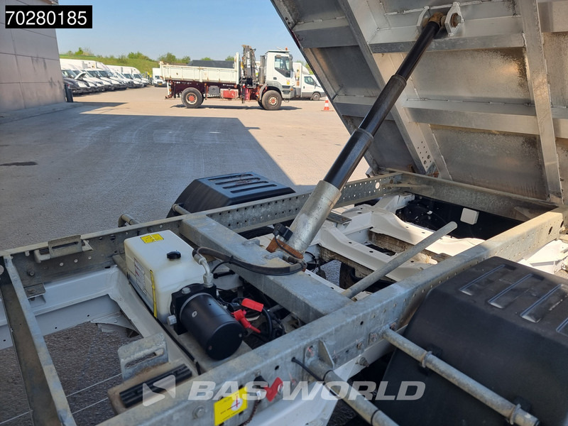 MAN TGE 5.120 Kipper met Kist Dubbel Cabine Dubbellucht 3,5t Trekhaak Navi Airco Cruise Camera Tipper Benne Kieper m3 Airco Dubbel cabine Trek - Billenőplatós kisteherautó: 5 kép. MAN TGE 5.120 Kipper met Kist Dubbel Cabine Dubbellucht 3,5t Trekhaak Navi Airco Cruise Camera Tipper Benne Kieper m3 Airco Dubbel cabine Trek - Billenőplatós kisteherautó: 5 kép.