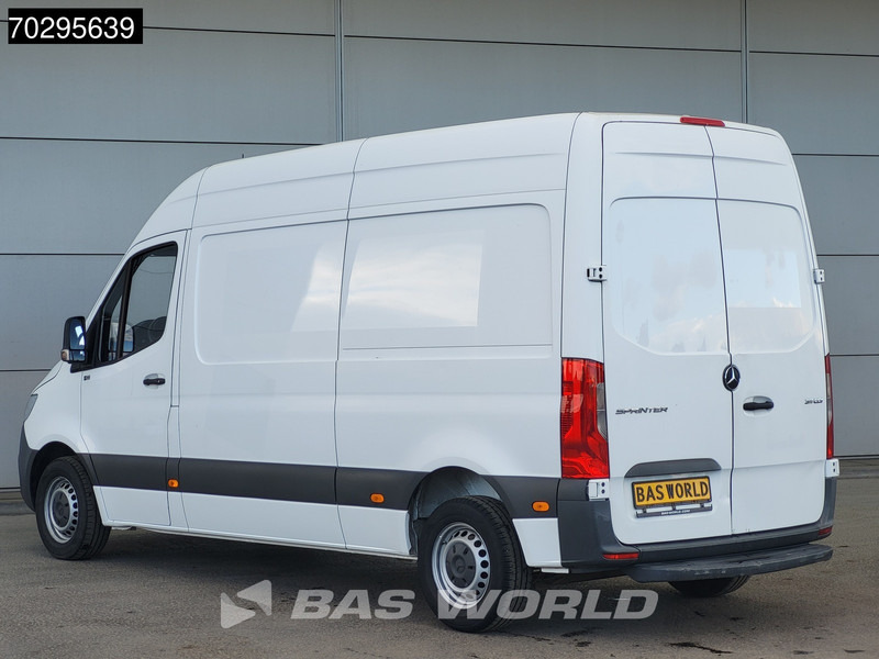 Mercedes-Benz Sprinter 311 CDI L2H2 Airco Cruise MBUX CarPlay Euro6 L2 12m3 Airco Cruise control - Kis furgon: 2 kép. Mercedes-Benz Sprinter 311 CDI L2H2 Airco Cruise MBUX CarPlay Euro6 L2 12m3 Airco Cruise control - Kis furgon: 2 kép.