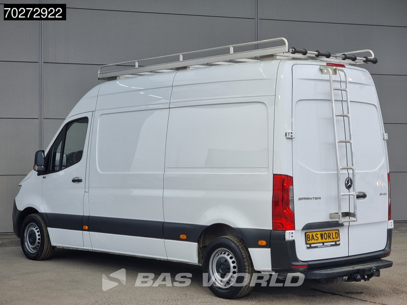 Mercedes-Benz Sprinter 311 CDI L2H2 Imperiaal Trekhaak Airco Cruise MBUX L2 11m3 Airco Trekhaak Cruise control - Kis furgon: 2 kép. Mercedes-Benz Sprinter 311 CDI L2H2 Imperiaal Trekhaak Airco Cruise MBUX L2 11m3 Airco Trekhaak Cruise control - Kis furgon: 2 kép.