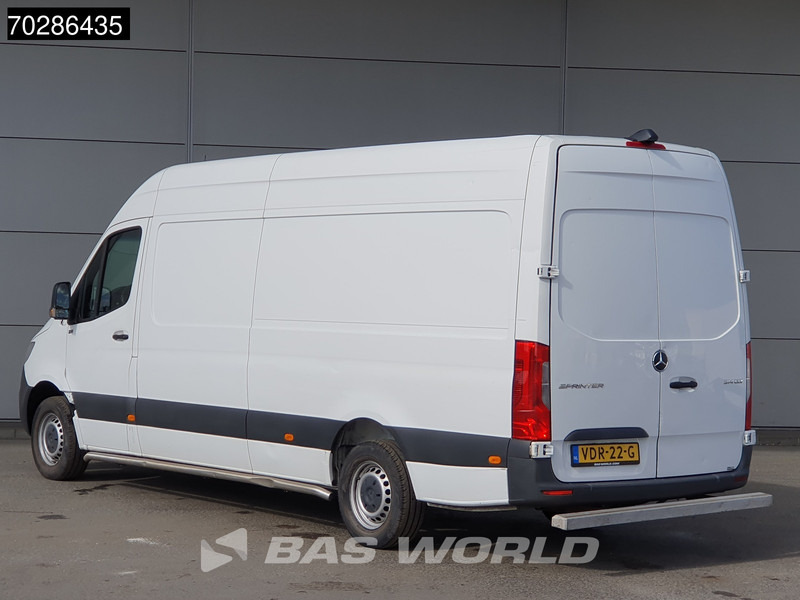 Mercedes-Benz Sprinter 314 CDI Automaat L3H2 Navi Airco Cruise Camera MBUX CarPlay Euro6 L3 16m3 Airco Cruise control - Furgon: 2 kép. Mercedes-Benz Sprinter 314 CDI Automaat L3H2 Navi Airco Cruise Camera MBUX CarPlay Euro6 L3 16m3 Airco Cruise control - Furgon: 2 kép.