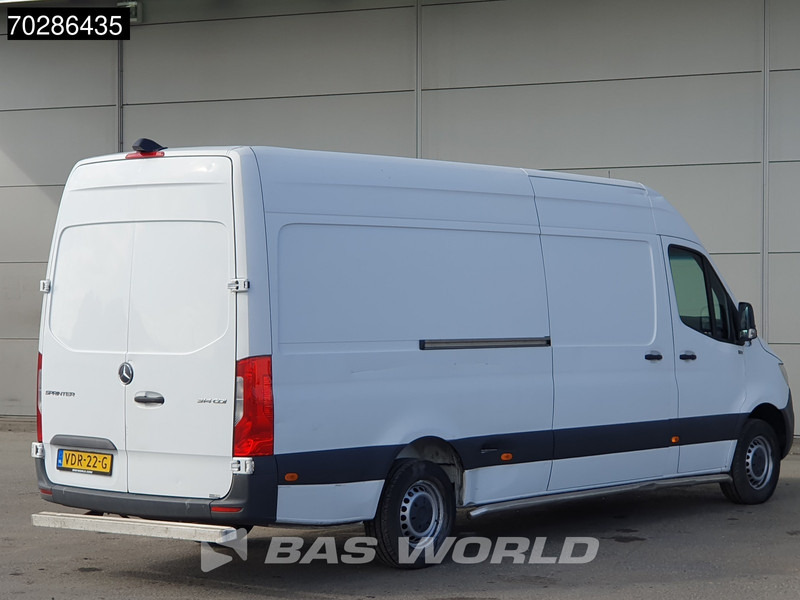 Mercedes-Benz Sprinter 314 CDI Automaat L3H2 Navi Airco Cruise Camera MBUX CarPlay Euro6 L3 16m3 Airco Cruise control - Furgon: 5 kép. Mercedes-Benz Sprinter 314 CDI Automaat L3H2 Navi Airco Cruise Camera MBUX CarPlay Euro6 L3 16m3 Airco Cruise control - Furgon: 5 kép.