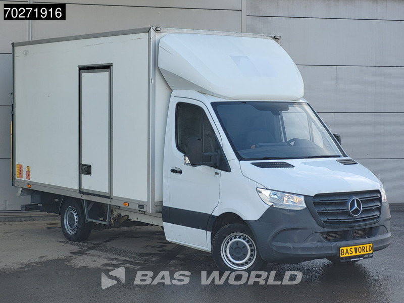Mercedes-Benz Sprinter 314 CDI Automaat Laadklep Zijdeur Bakwagen Camera Airco Cruise Meubelbak Koffer Airco Cruise control - Dobozos kisteherautó: 5 kép. Mercedes-Benz Sprinter 314 CDI Automaat Laadklep Zijdeur Bakwagen Camera Airco Cruise Meubelbak Koffer Airco Cruise control - Dobozos kisteherautó: 5 kép.