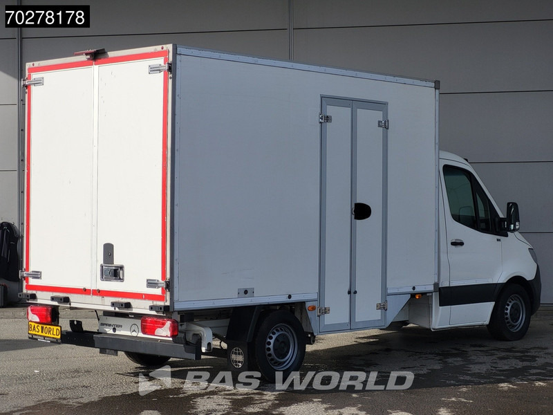 Mercedes-Benz Sprinter 314 CDI Bi-Temp Automaat Koelwagen Vriezer Zijdeur Thermo King V-300MAX 380v-stekker Achterdeuren Airco Cruise Camera Euro6 Bakw - Hűtős kisteherautó: 5 kép. Mercedes-Benz Sprinter 314 CDI Bi-Temp Automaat Koelwagen Vriezer Zijdeur Thermo King V-300MAX 380v-stekker Achterdeuren Airco Cruise Camera Euro6 Bakw - Hűtős kisteherautó: 5 kép.