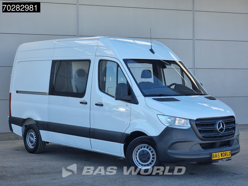 Mercedes-Benz Sprinter 314 CDI Dubbel Cabine Automaat 3,5t Trekhaak L2H2 Airco Cruise MBUX L2 9m3 Airco Trekhaak Cruise control - Furgon: 5 kép. Mercedes-Benz Sprinter 314 CDI Dubbel Cabine Automaat 3,5t Trekhaak L2H2 Airco Cruise MBUX L2 9m3 Airco Trekhaak Cruise control - Furgon: 5 kép.