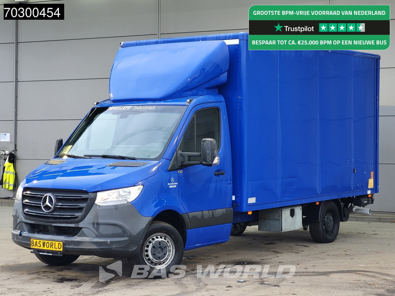 Mercedes-Benz Sprinter 314 CDI Laadklep Zijdeur Bakwagen Airco MBUX CarPlay Euro6 Meubelbak Koffer Airco - Dobozos kisteherautó: 1 kép. Mercedes-Benz Sprinter 314 CDI Laadklep Zijdeur Bakwagen Airco MBUX CarPlay Euro6 Meubelbak Koffer Airco - Dobozos kisteherautó: 1 kép.