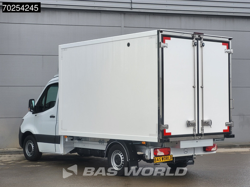 Mercedes-Benz Sprinter 315 CDI Automaat Koelwagen Thermo King V-300max 230V stekker Bakwagen Koel Kühlwagen Airco - Hűtős kisteherautó: 2 kép. Mercedes-Benz Sprinter 315 CDI Automaat Koelwagen Thermo King V-300max 230V stekker Bakwagen Koel Kühlwagen Airco - Hűtős kisteherautó: 2 kép.
