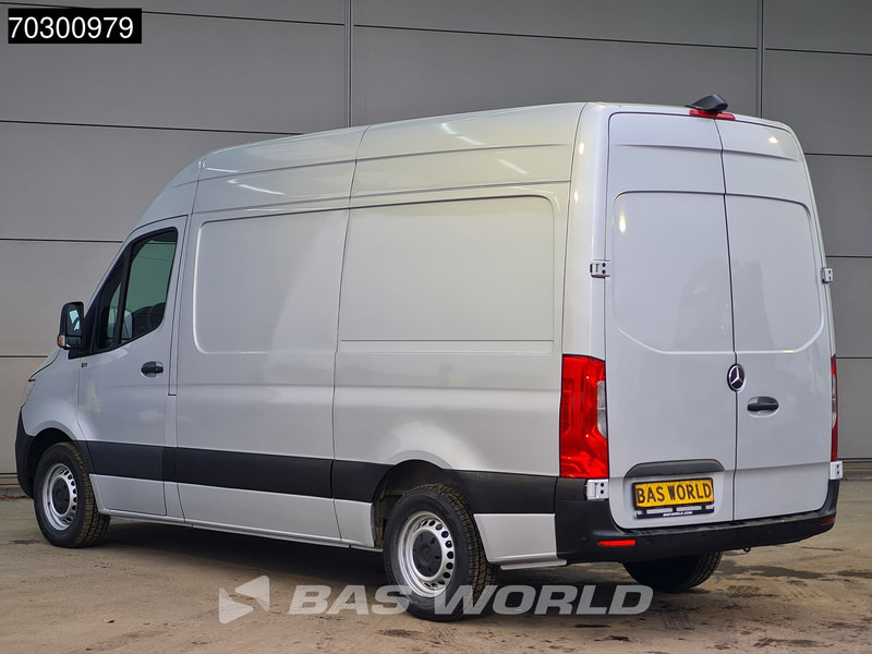 Mercedes-Benz Sprinter 315 CDI Automaat L2H2 150PK Airco Camera Parkeersensoren MBUX CarPlay Euro6 L2 Airco - Kis furgon: 2 kép. Mercedes-Benz Sprinter 315 CDI Automaat L2H2 150PK Airco Camera Parkeersensoren MBUX CarPlay Euro6 L2 Airco - Kis furgon: 2 kép.