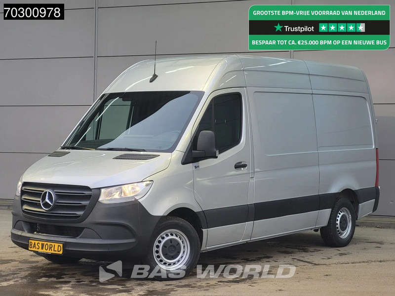 Mercedes-Benz Sprinter 315 CDI Automaat L2H2 150PK Airco Camera Parkeersensoren MBUX CarPlay Euro6 L2 Airco - Kis furgon: 1 kép. Mercedes-Benz Sprinter 315 CDI Automaat L2H2 150PK Airco Camera Parkeersensoren MBUX CarPlay Euro6 L2 Airco - Kis furgon: 1 kép.