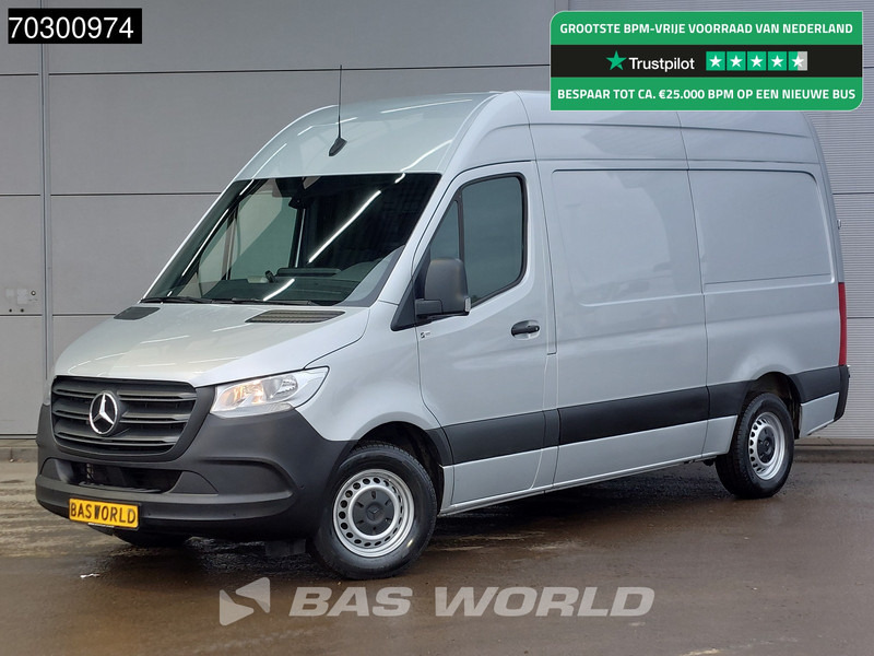 Mercedes-Benz Sprinter 315 CDI Automaat L2H2 150PK Airco Camera Parkeersensoren MBUX CarPlay Euro6 L2 Airco - Kis furgon: 1 kép. Mercedes-Benz Sprinter 315 CDI Automaat L2H2 150PK Airco Camera Parkeersensoren MBUX CarPlay Euro6 L2 Airco - Kis furgon: 1 kép.